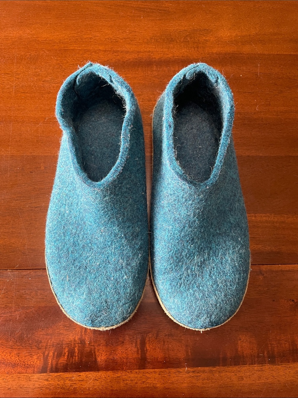 Glerups size 39 wool leather soled slippers